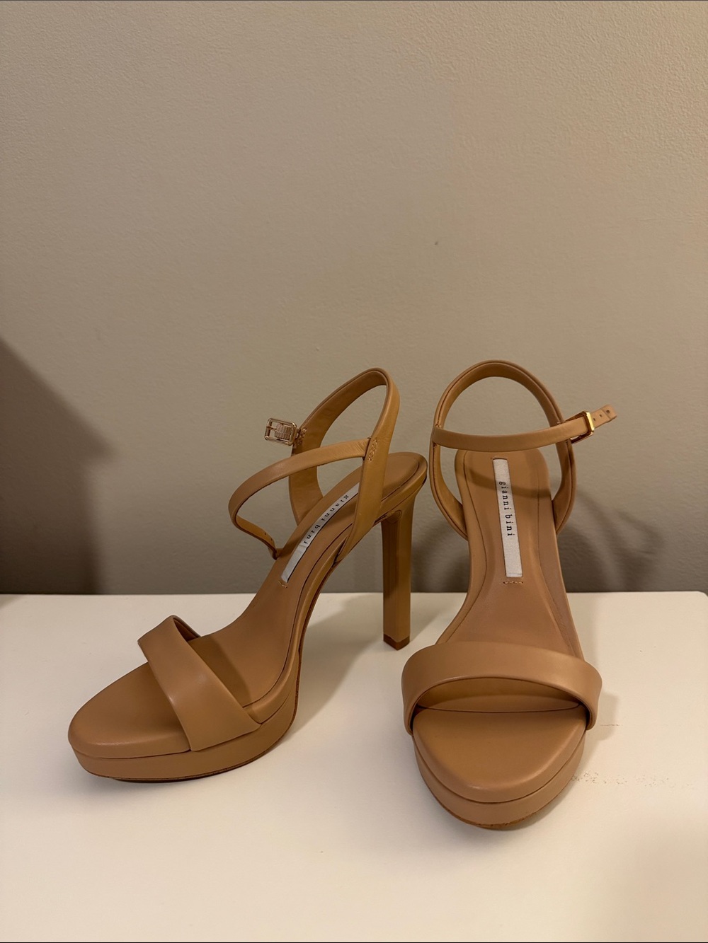 Gianni Bini Lillet Leather Platform Dress Sandals Size 6